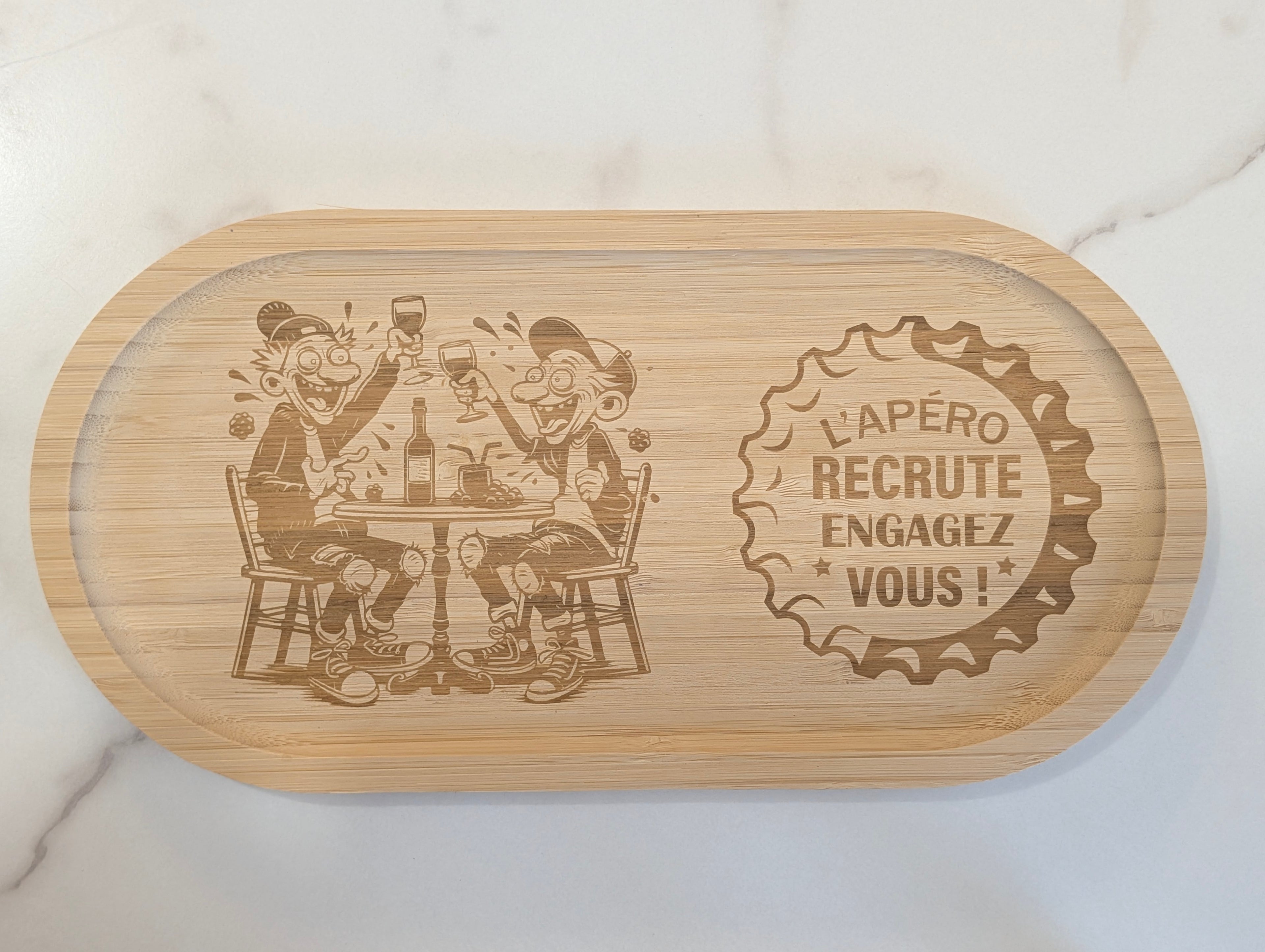 Plateau Apéro Gravé en Bois "L'Apéro Recrute"