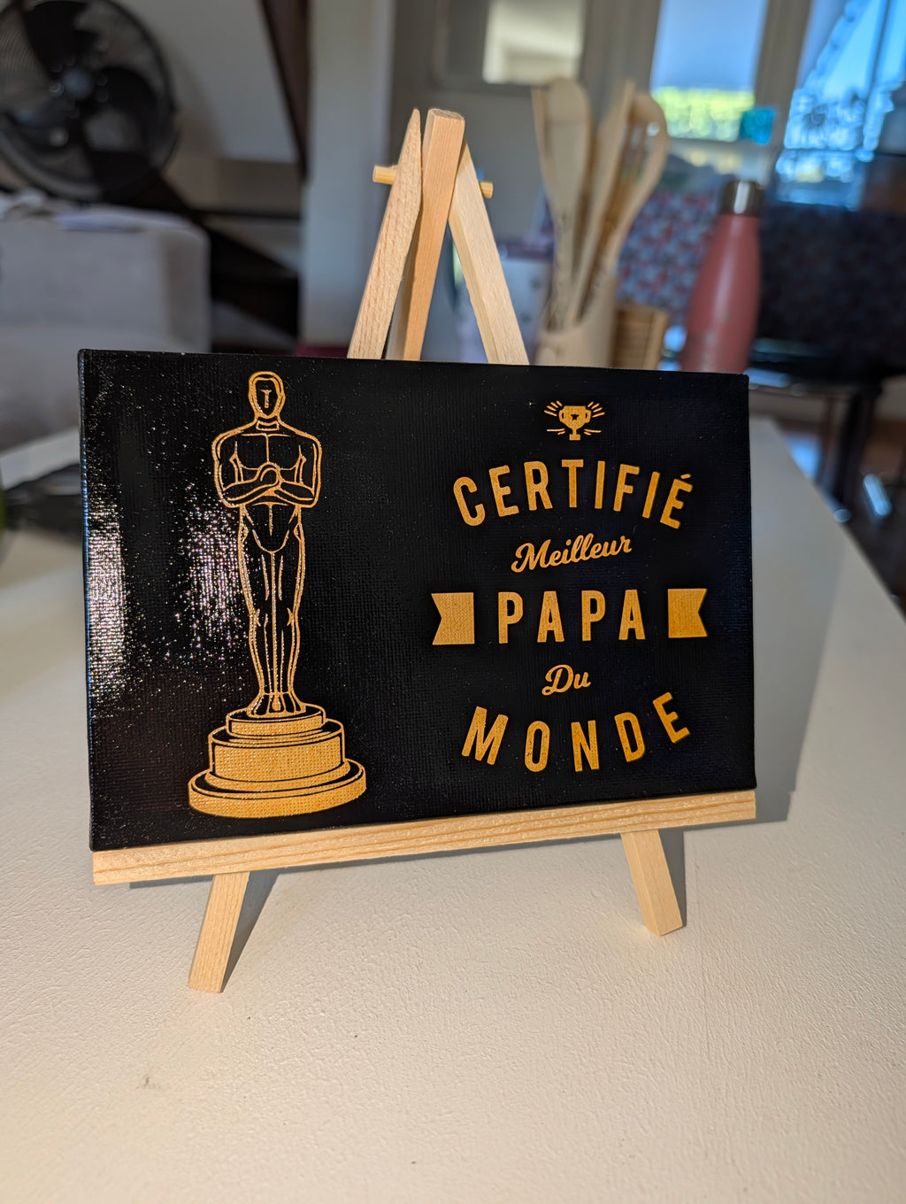 Tableau Gravé "Meilleur Papa du Monde" – Édition Trophée Or avec Chevalet - King Gravure Laser